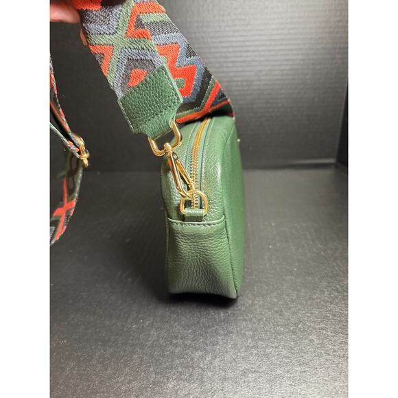 Borse In Pelle Italian Dark Green Pebbled Leather Crossbody Bag w/Guitar Strap - Picture 5 of 12